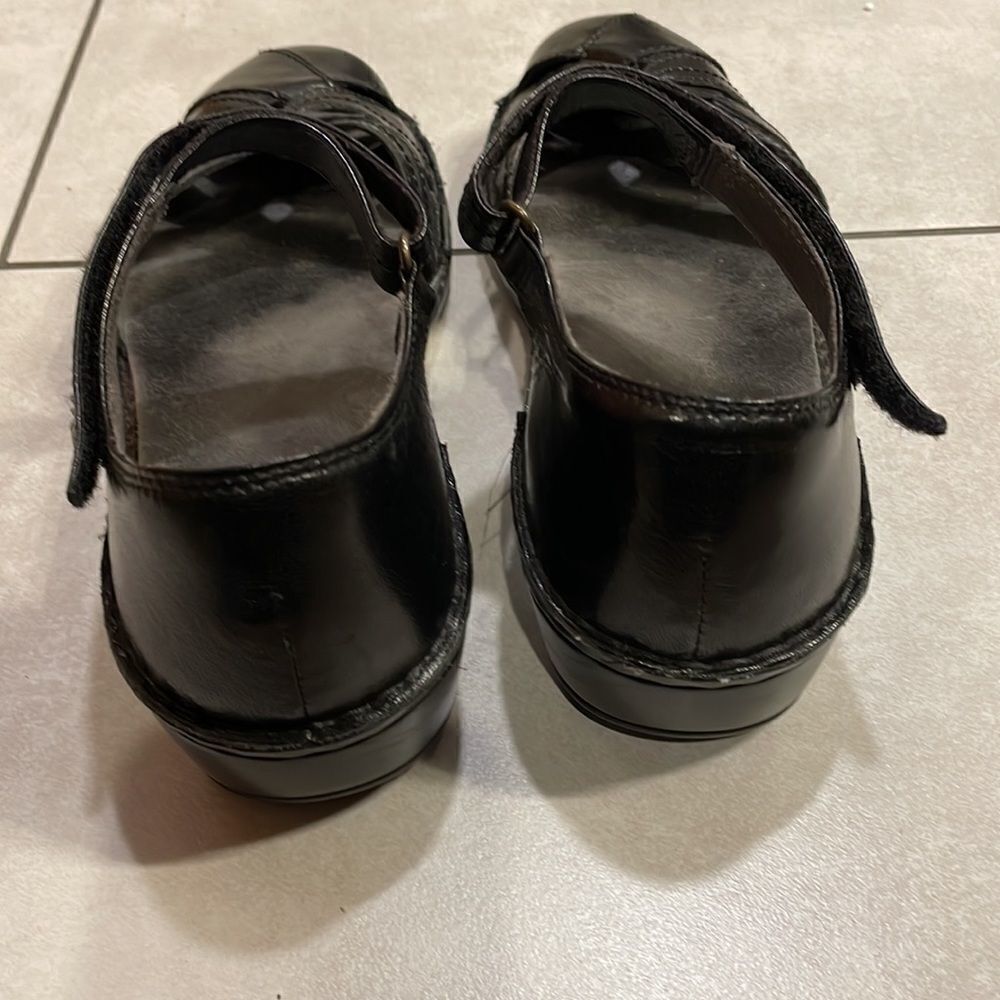 ARAVON by New Balance woman’s black sandal - Picture 3 of 8